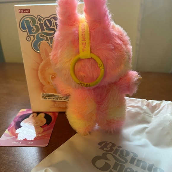 Labubu Loyalty Pop Mart Monster - Picture 3 of 5
